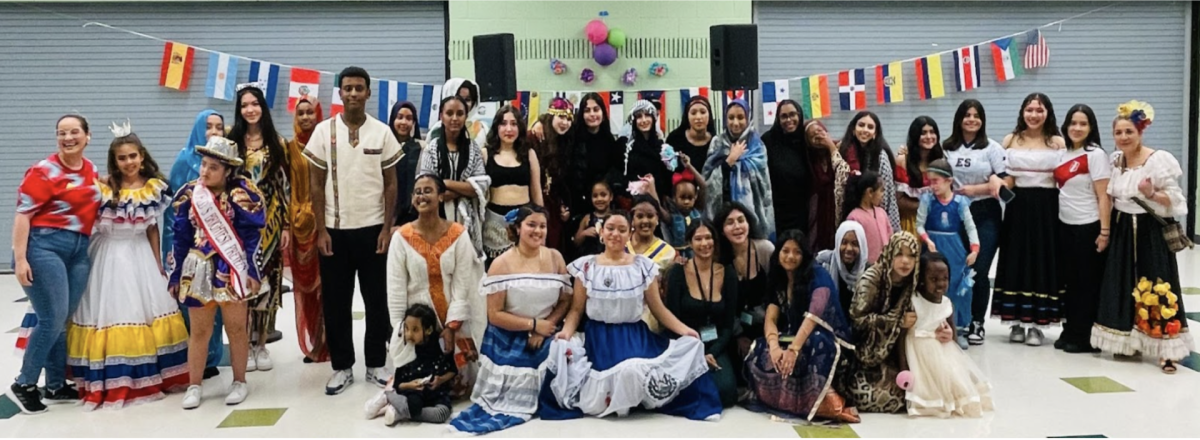All of the Cultural Night participants at Wakefield. Photo by APS DEI Staff.