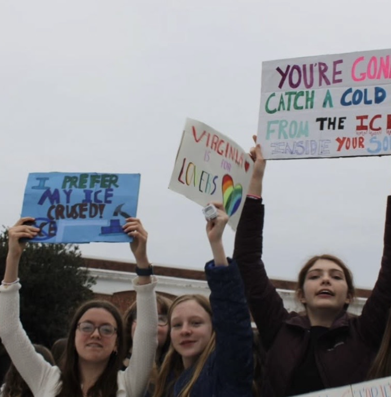 APS Students Walk Out Against ICE